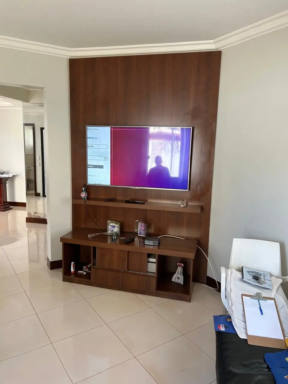 Excelente oportunidade em Vicente Pires! Localizada na Rua 8, esta casa de condo...