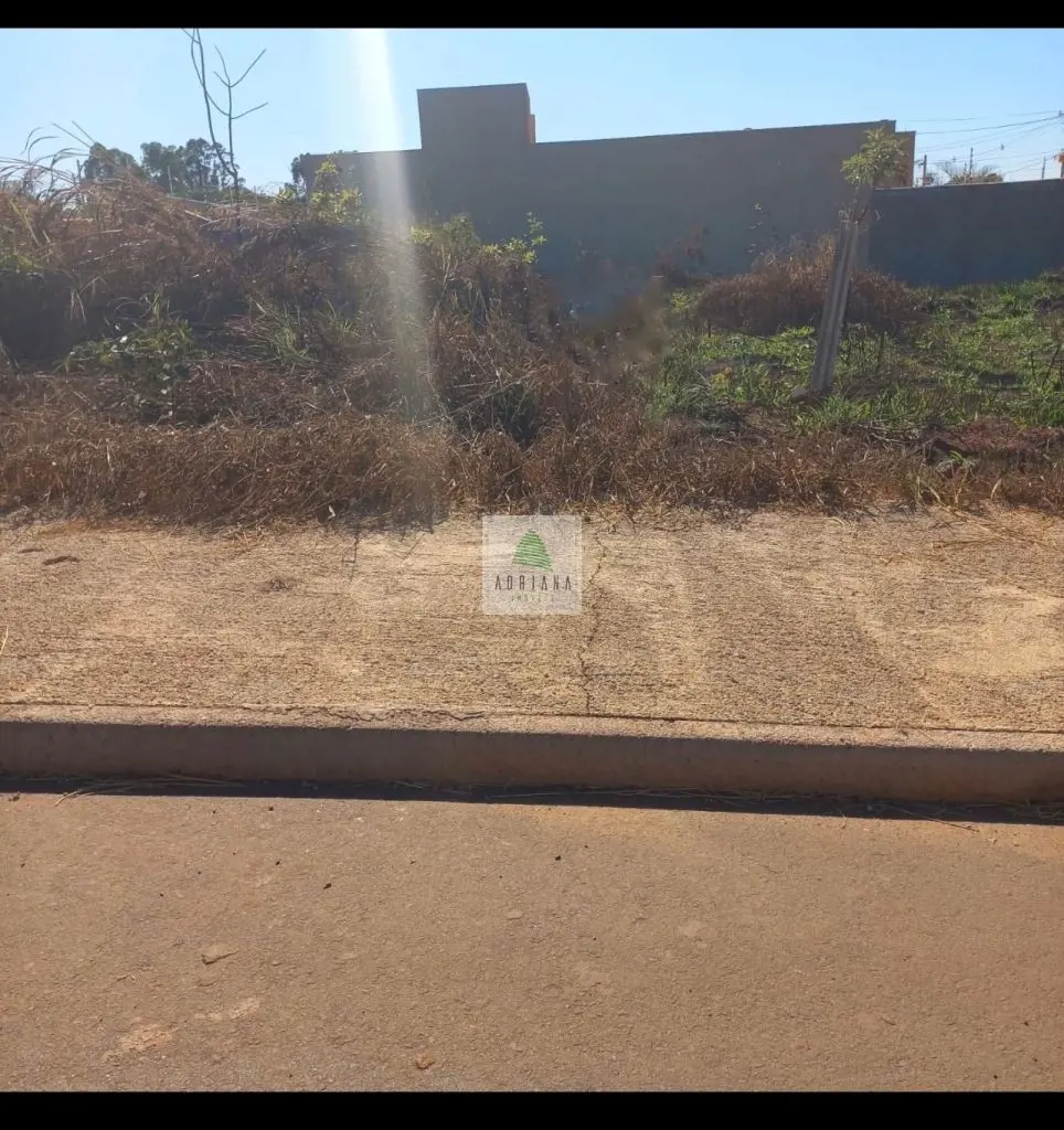 terreno com aera de 350 m² 05/07/24