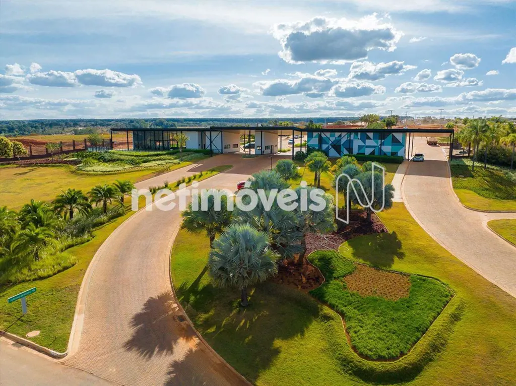 Jardins Genebra - Lote - ComodidadeLocalização:Localização privilegiada: Apenas ...