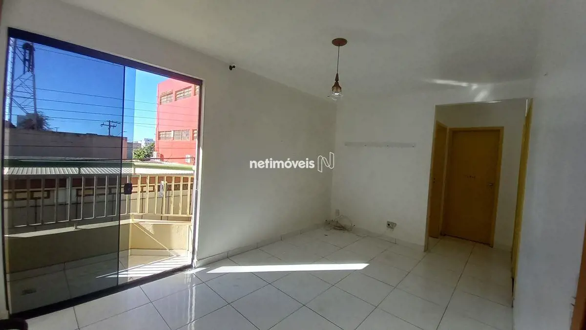 COD SAN 1042882Apartamento em condomínio, guarita com portaria 24 horas, 1º pavi...
