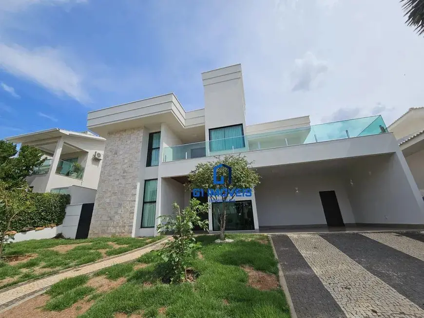 SOBRADO EM JARDINS MADRI.Unidade próximo ao lago.456m² de lote total291m² de con...