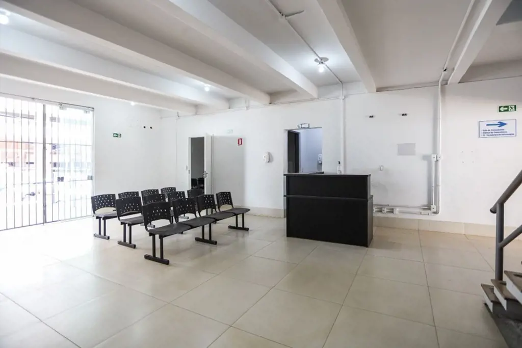 Prédio Comercial Rua 9, 1.400m², para locação, Setor Oeste. Imóvel pronto para a...