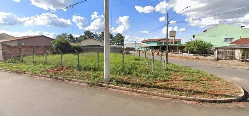 O lote/terreno no bairro VILLAGE SANTA RITA com 369 metros quadrados de áreaÓtim...