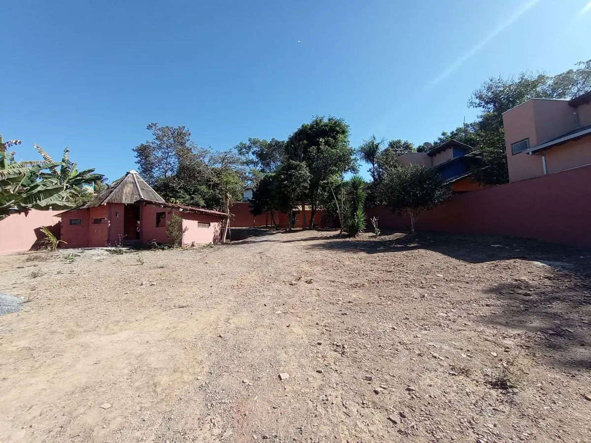 *Excelente Oportunidade* - Proprietário Baixou o PreçoLote único, 840m2, todo ce...