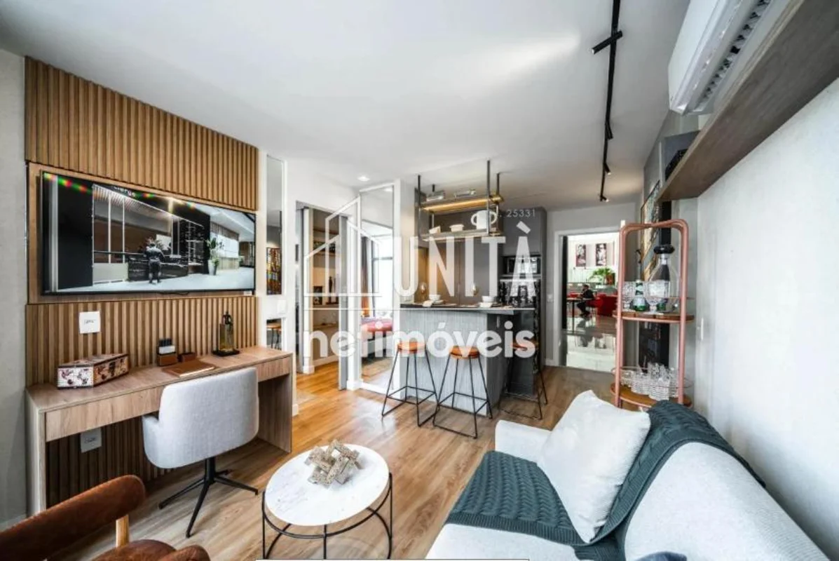 Apresentamos este excelente apartamento de 1 quarto à venda no Manhattan Shoppin...