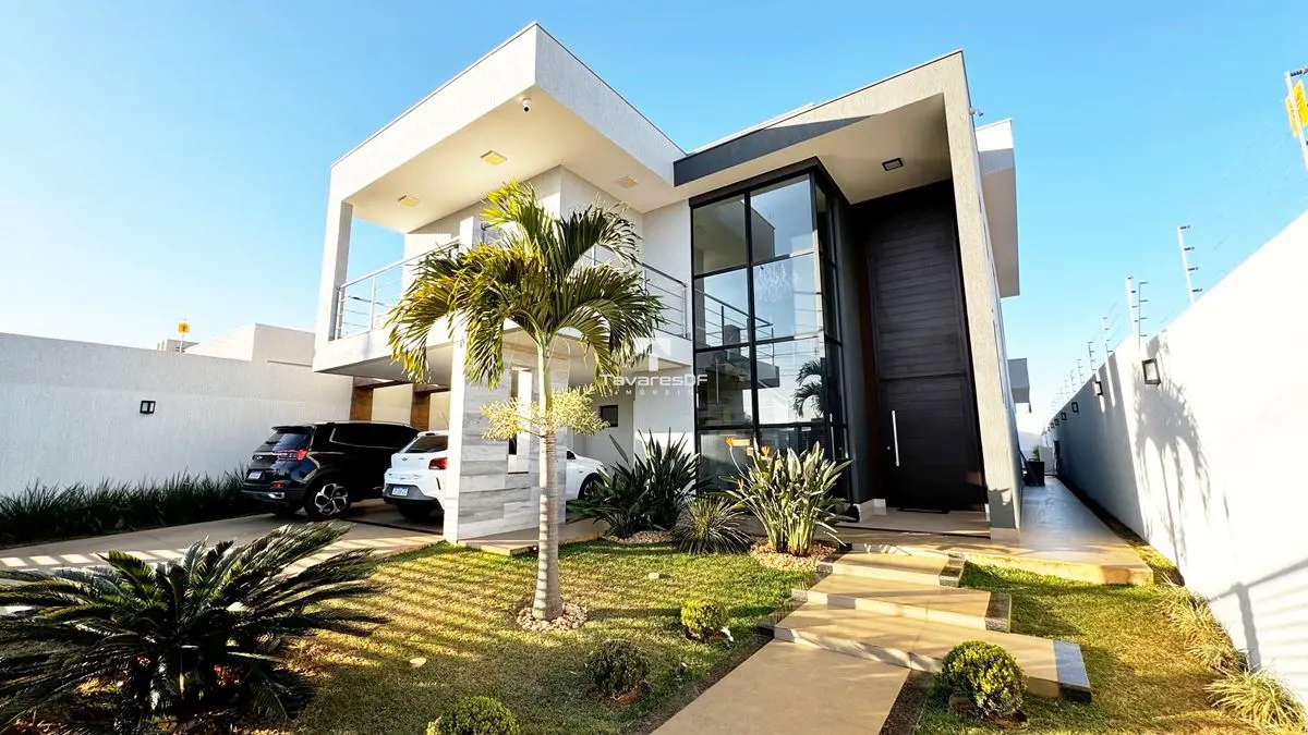 DADOS GERAIS- Área do Terreno: 658m²;- Área Construída: 330m²;- Código: JT5011DE...