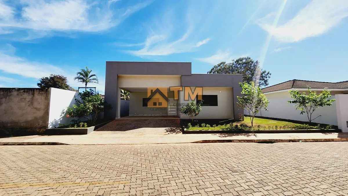 TM CONSULTORIA IMOBILIÁRIAVENDE;MARAVILHOSA CASA COM FINO ACABAMENTO, NOVA, MODE...