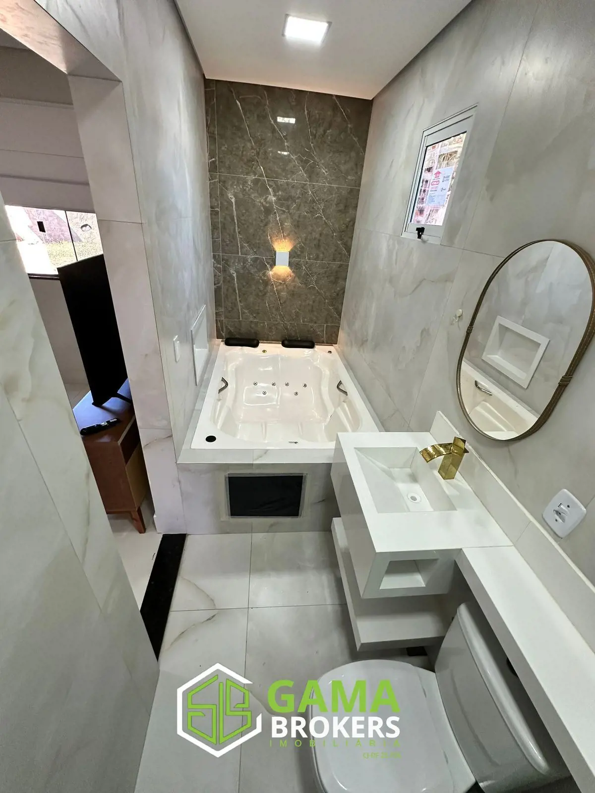  Casa à Venda em Ponte Alta Norte *Localização:* - Avenida São Francisco- Rua Ch...