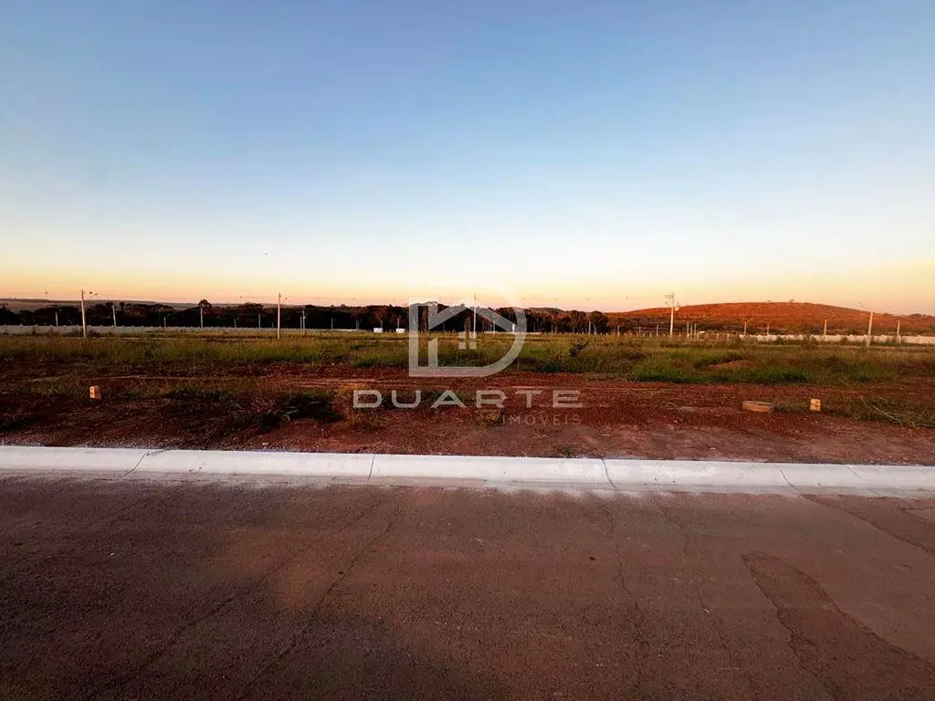 Ágio de lote em Condomínio Vinhas Anápolis, com:* 360m²;* Quadra 06;* Faltam 73 ...