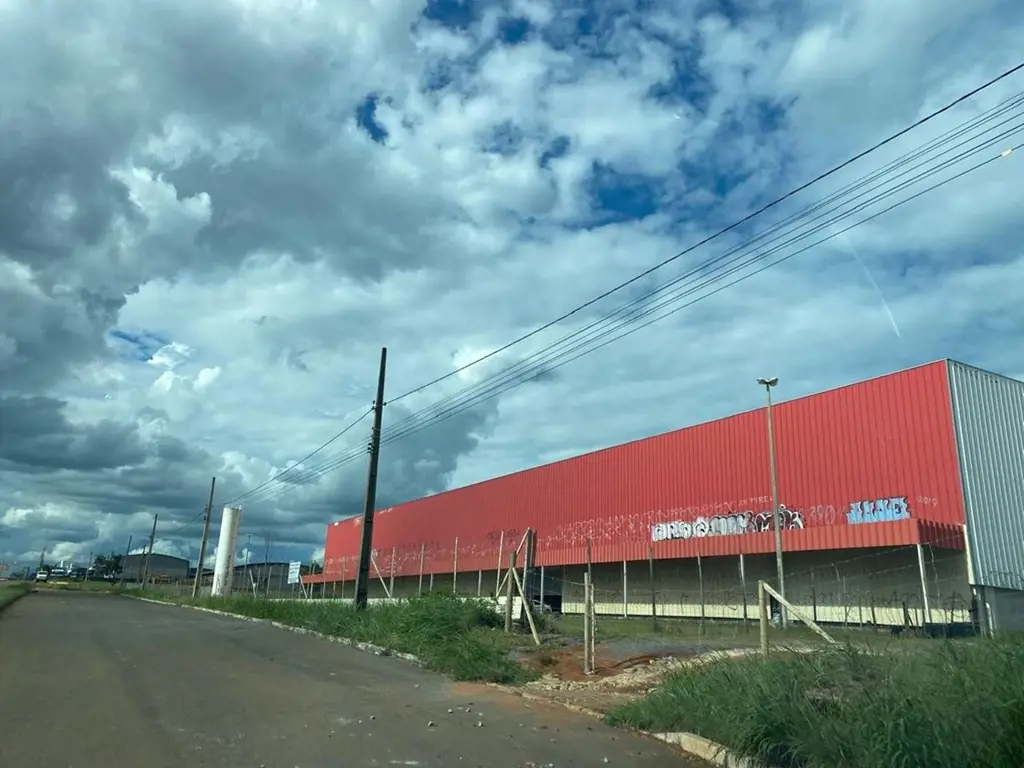 Oportunidade Imperdível: Galpão na Melhor Localização!Apresentamos um galpão exc...