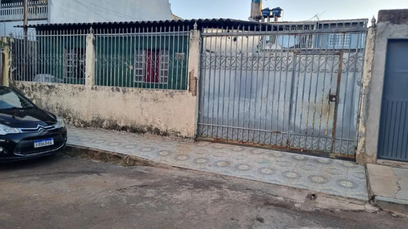 Oportunidade Única para Construção ou Reforma em Lote EscrituradoLocalizado em u...