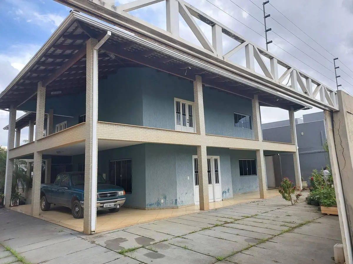 Casa a venda em Vicente Pires com terreno de destinação mista: residencial/comer...