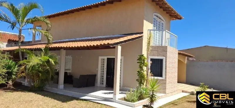 Excelente casa, condomínio Nova colina, 2 pavimentos, 4 quartos, 2 suítes, 290m²...