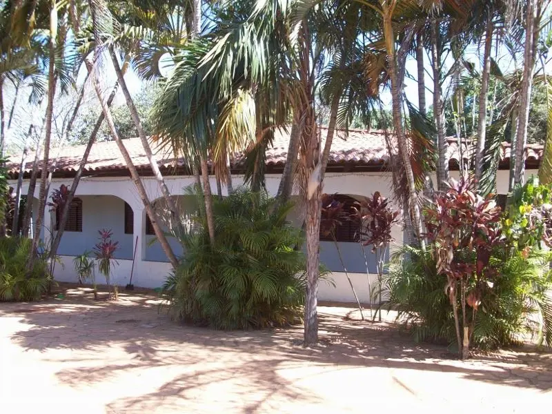 Excelente chácara no DF, próximo do Jardim Botânico, no acesso ao ABC. Está loca...