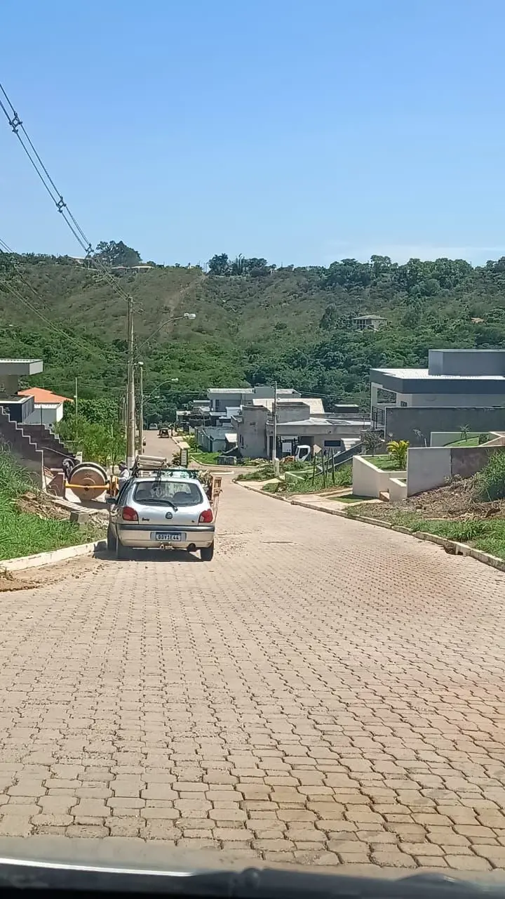 !!!GCASTRO IMÓVEIS VENDE!!!O CONDOMÍNIO Villa Garden fica dentro do AmobCondomín...