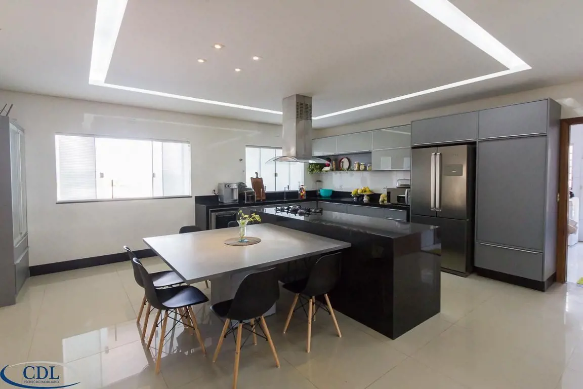 Incrível casa no Melhor Bairro do DF - Com vista para a Asa NorteSobrado com 6 q...