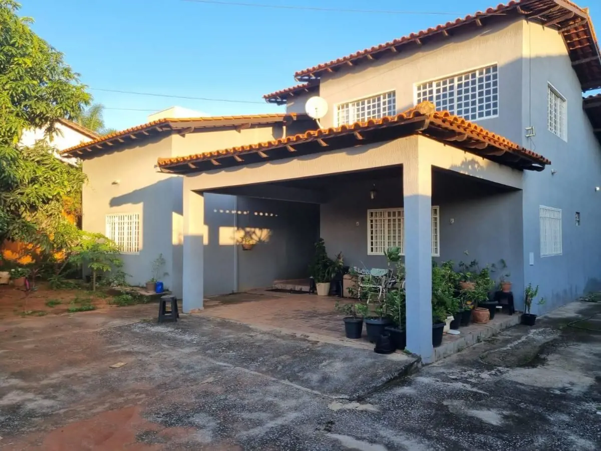 Casa com 3 suítes no Taquari Casa térrea composta por 3 suítes, sala de estar, s...