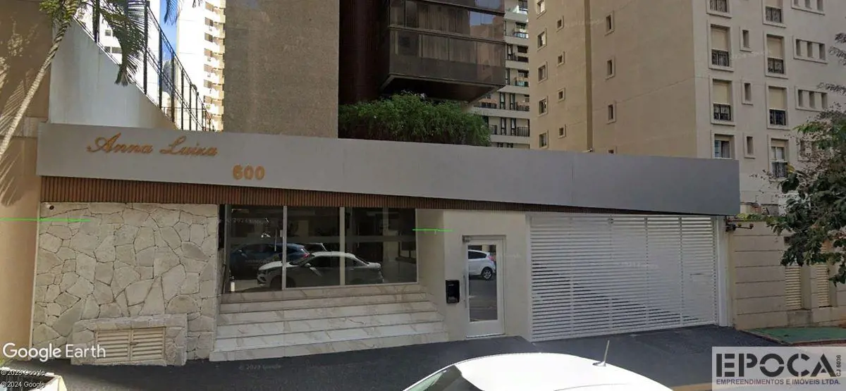 Já pensou em morar no coração do Setor Bueno, ao lado do PARQUE VACA BRAVA, uma ...