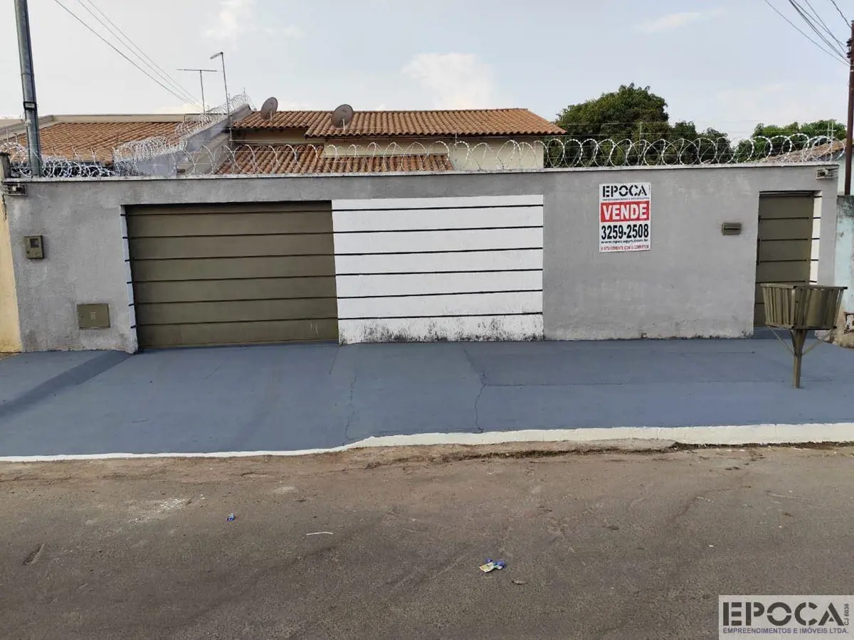 CASA COM 3 QUARTOS SENDO UMA SUÍTE, 01 BANHEIRO SOCIAL, SALA, COPA, COZINHA COM ...