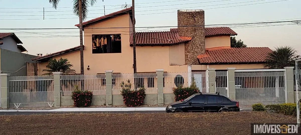 Vicente PiresRua 06 Chácara 241Excelente casa sobrado no melhor condomínio de Vi...