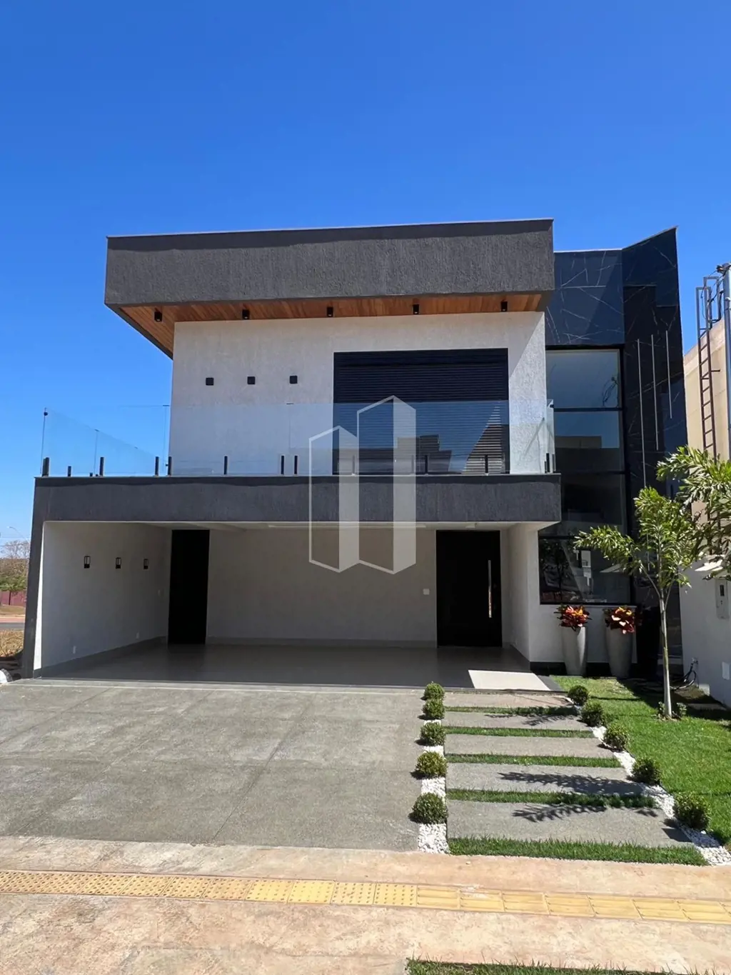 Sobrado 4 Quartos, JARDINS CAPRI: 4 quartos sendo 3 suítes (master com closet e ...