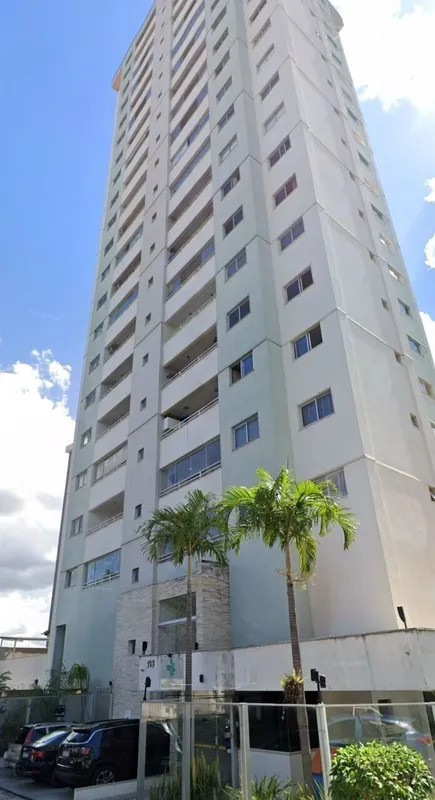 Apartamento com 02 quartos sendo 01 suíte completa em armários, sala de estar co...