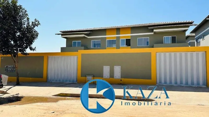 Venha conhecer este espaçoso apartamento, próxima parada de ônibus, uma das maio...