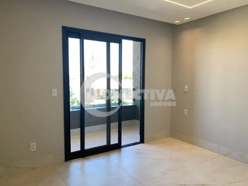  Comentários do corretor: Sobrado com 228m2, 3 suítes plenas com varandas (a mas...