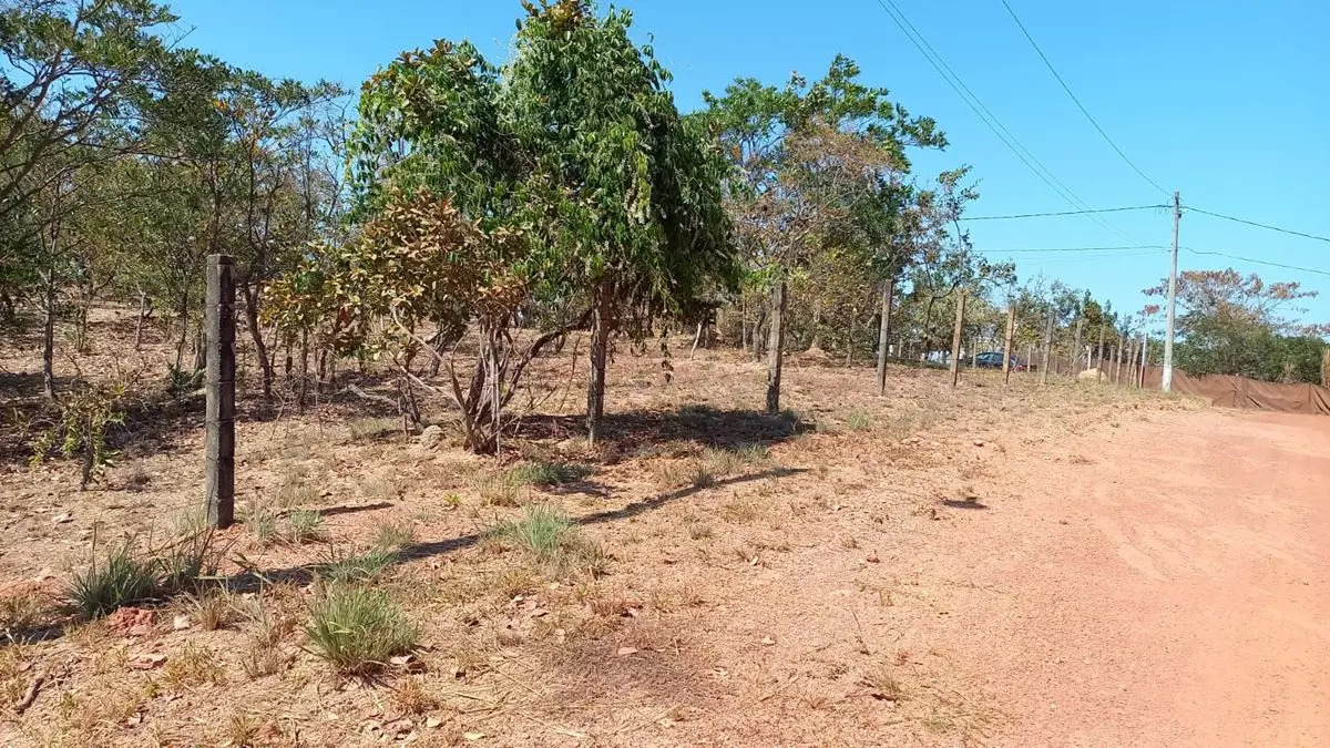 Solar Da Serra Qd O Lote 02 com 1.800m² Lindo Lote com 1.800m2, todo edificável....