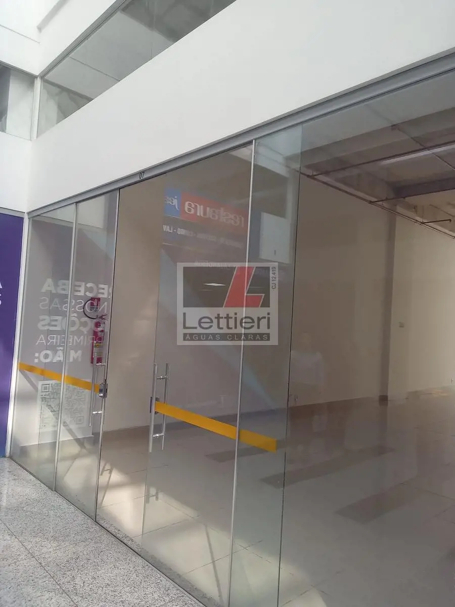 Esta loja oferece conforto e uma excelente localização para a sua empresa. Loja ...