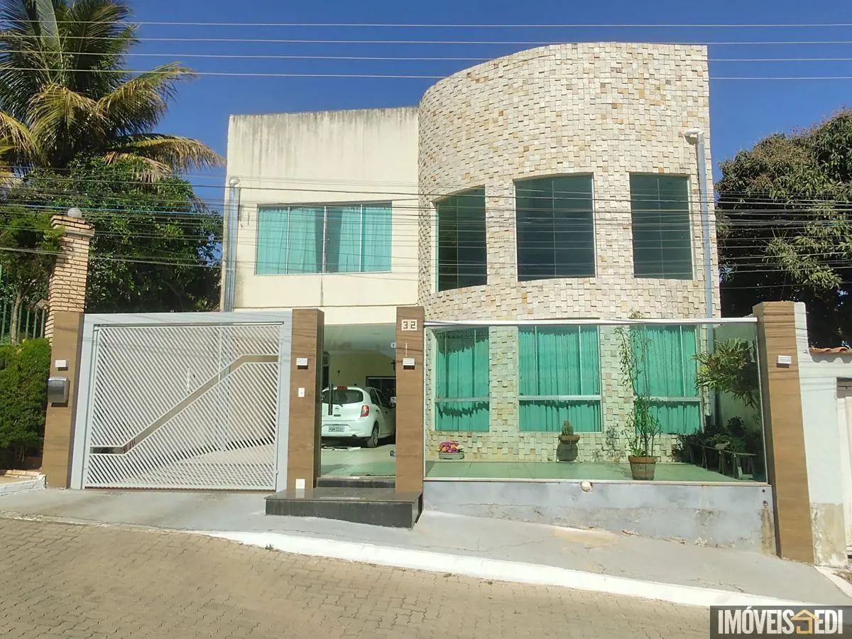 SHA Conjunto 05 Residencial 109BCondomínio Vista BelaExcelente casa sobrado com ...