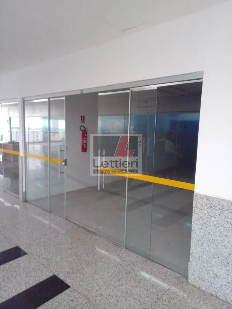 Esta loja oferece conforto e uma excelente localização para a sua empresa. Loja ...