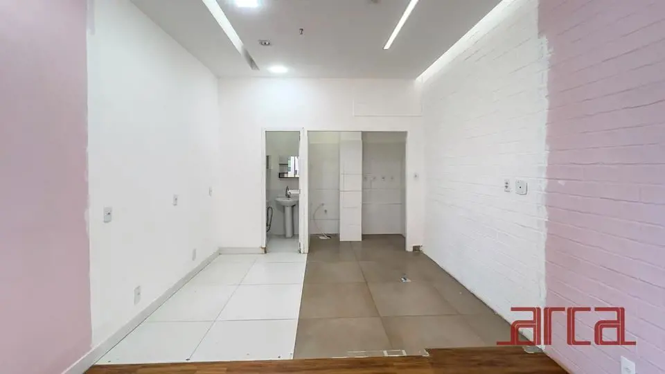 VILLA150148 - Última atualização: 05/04/26 23:31Excelente loja localizada no Com...