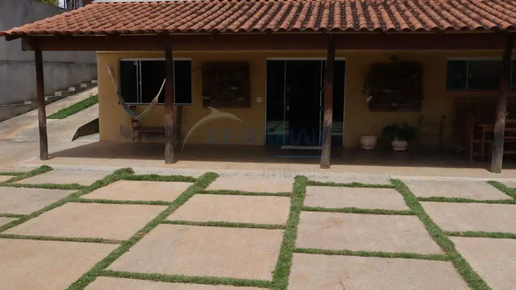 Excelente casa à Venda no Setor Primavera.Esta casa proporciona um amplo espaço ...