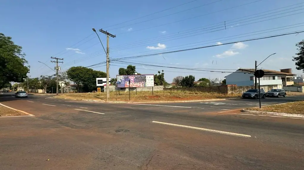 Oferto uma oportunidade única no Setor Jaó em Goiânia, uma área à venda em local...