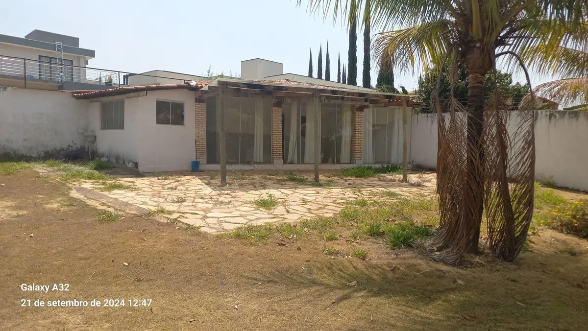 Terreno residencial com 800m2, condomínio Prive Lago Norte, localizado no setor ...