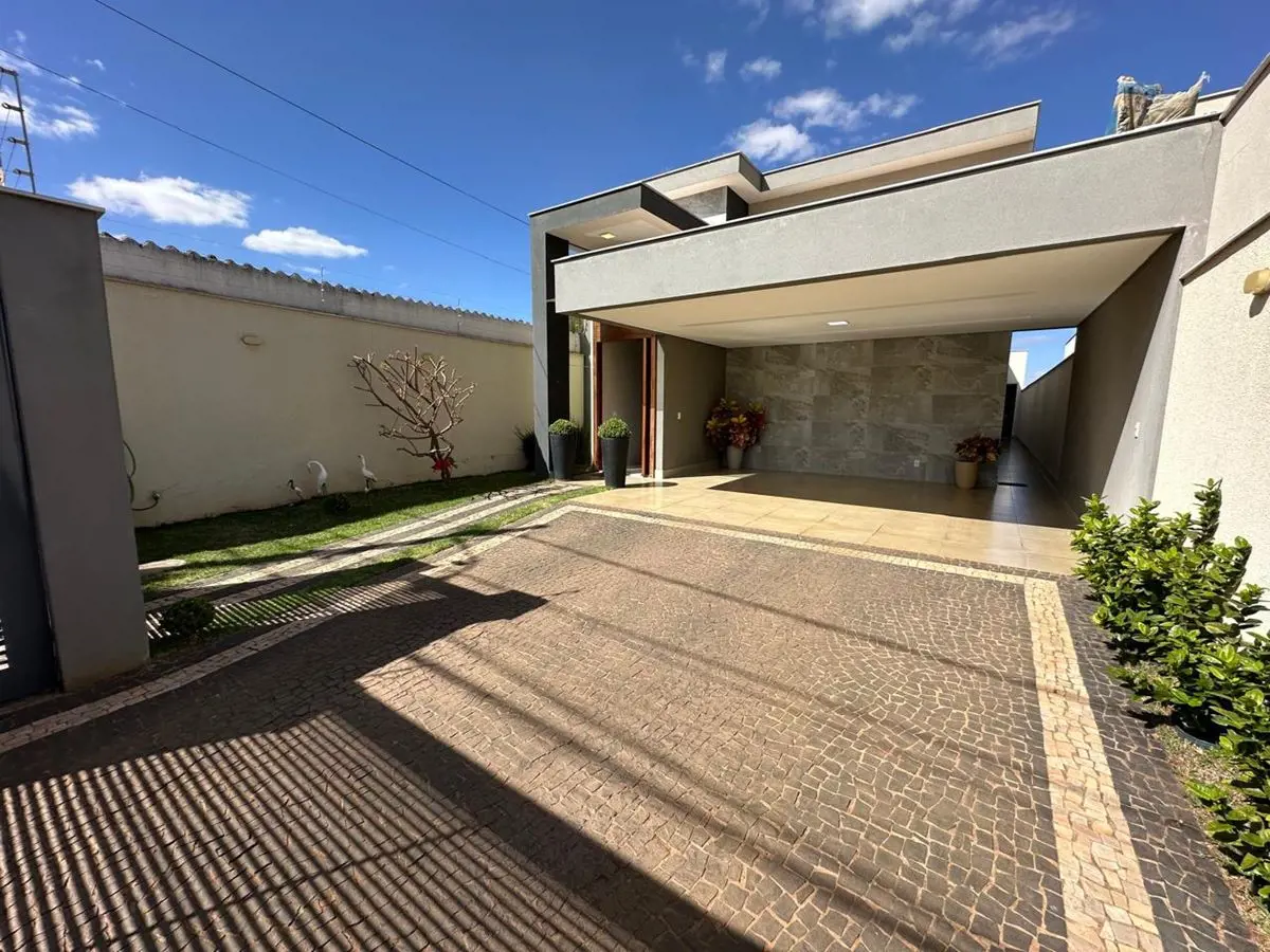 Vicente Pires Imóveis - Vende Excelente Casa na Vicente pires - Casa com Sala pé...