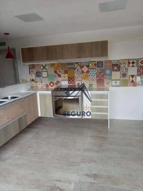 Mercado Seguro Imóveis vende:- Excelente apartamento em Natal/RN;- Bairro Tirol;...