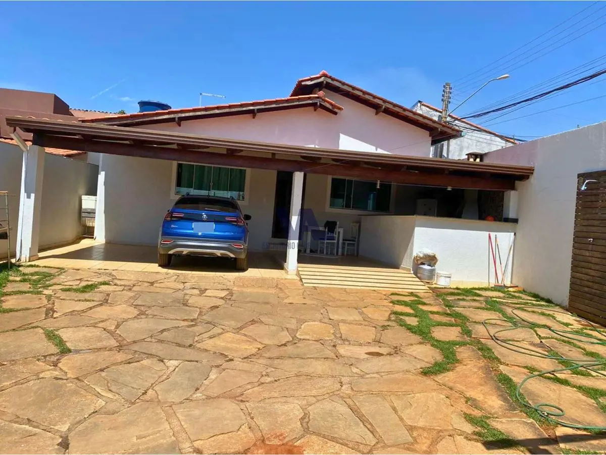 Casa à venda no Condomínio Granville (Sobradinho)- 3 Quartos sendo 1 suíte com a...