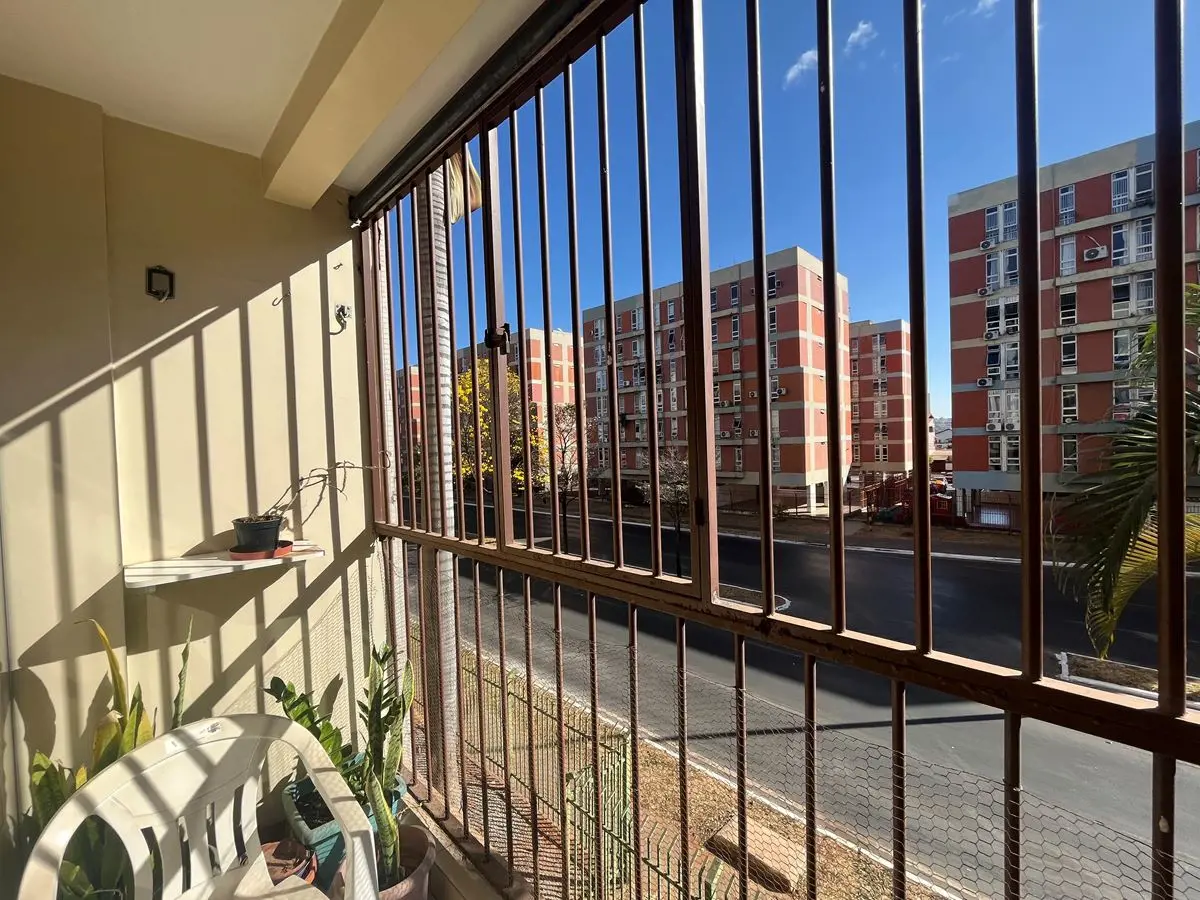 Vende-se Apartamento Edifício Mediterranee ResidenceQI 25 - Guará II / Brasília ...