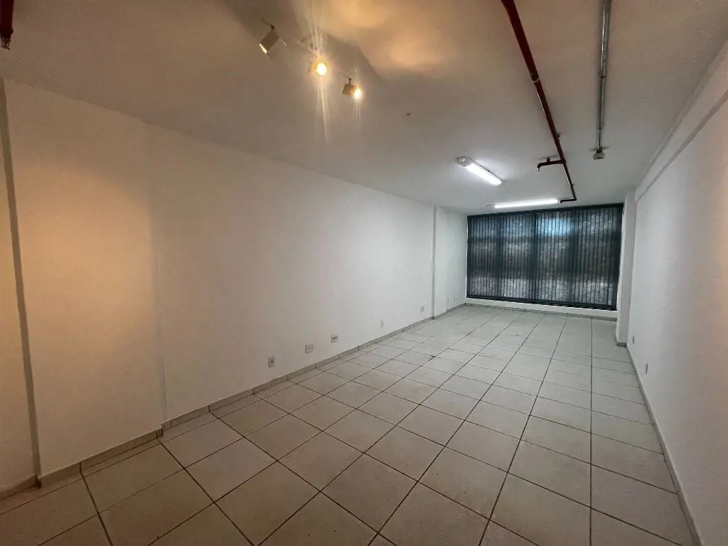 02 MESES DE ALUGUEIS GRATIS (90%);EDIFÍCIO ASSIS CHATEAUBRIAND ENDEREÇO: SRTVS Q...