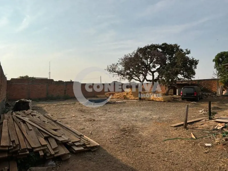  Comentários do corretor: Excelente terreno com 826m² localizado no setor Faiçal...