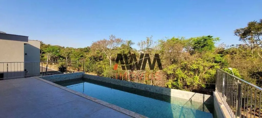 Casa a venda no Condomínio do Lago com 5 suítes plenas, hidromassagem na suíte p...