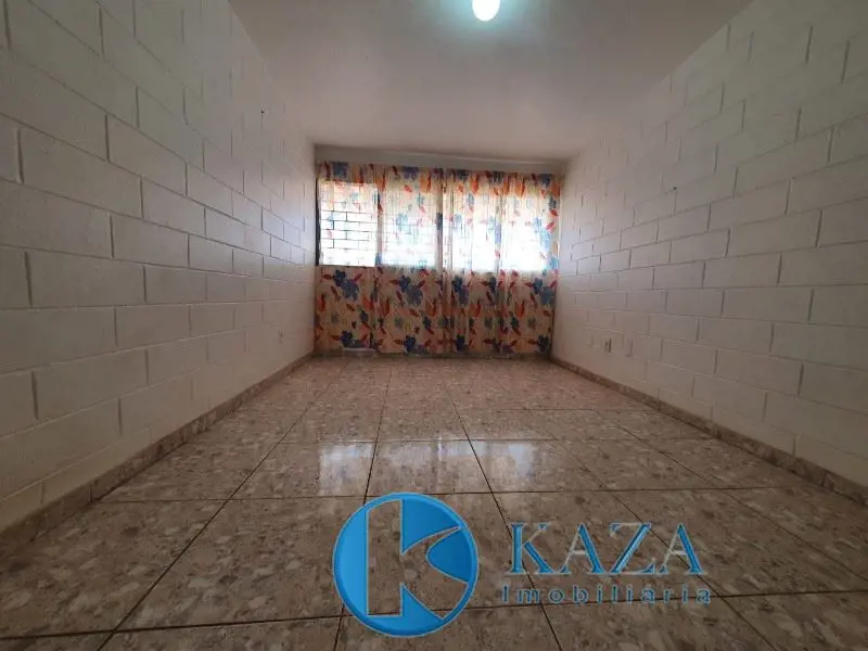 Apartamento residencial/comercial de 2 quartos, banheiro social, sala ampla, coz...