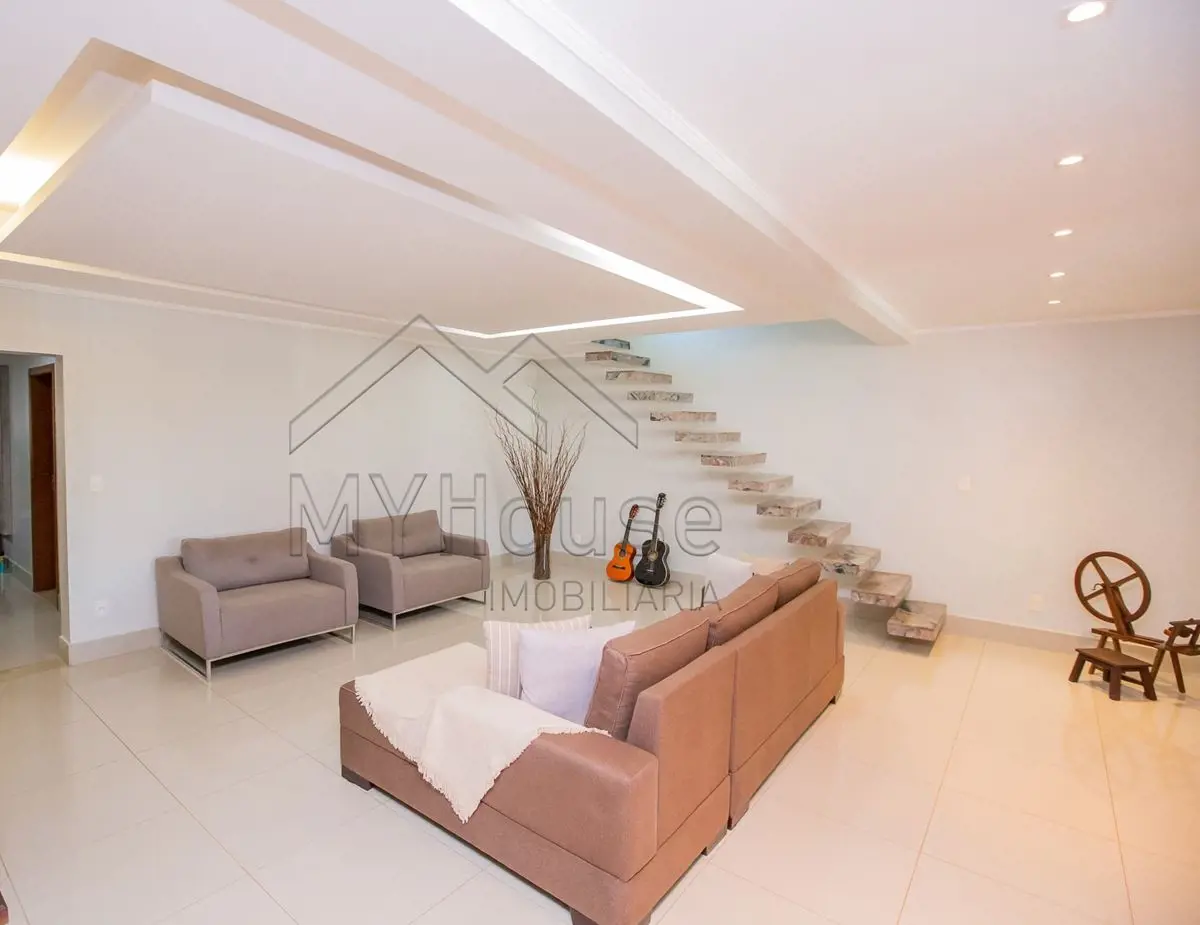 **********MY HOUSE VENDE*********** ************* QNA 14 - SOBRADO REFORMADO ***...