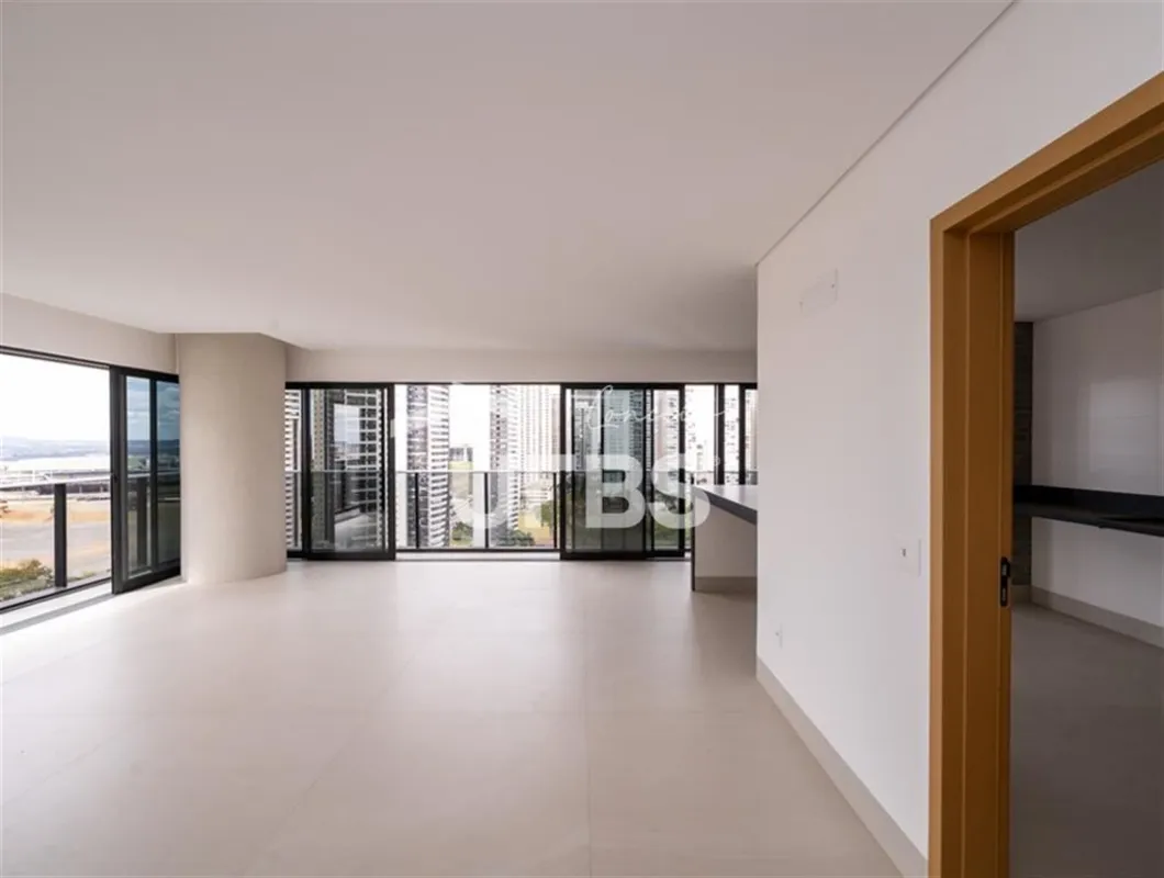 COD U-0007622 - Lindo Apartamento a venda no QUASAR Flamboyant. Com excelente lo...