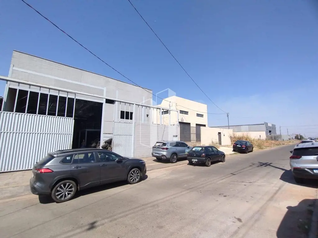 Descubra o seu novo espaço de negócios no coração de Parque Primavera, Aparecida...