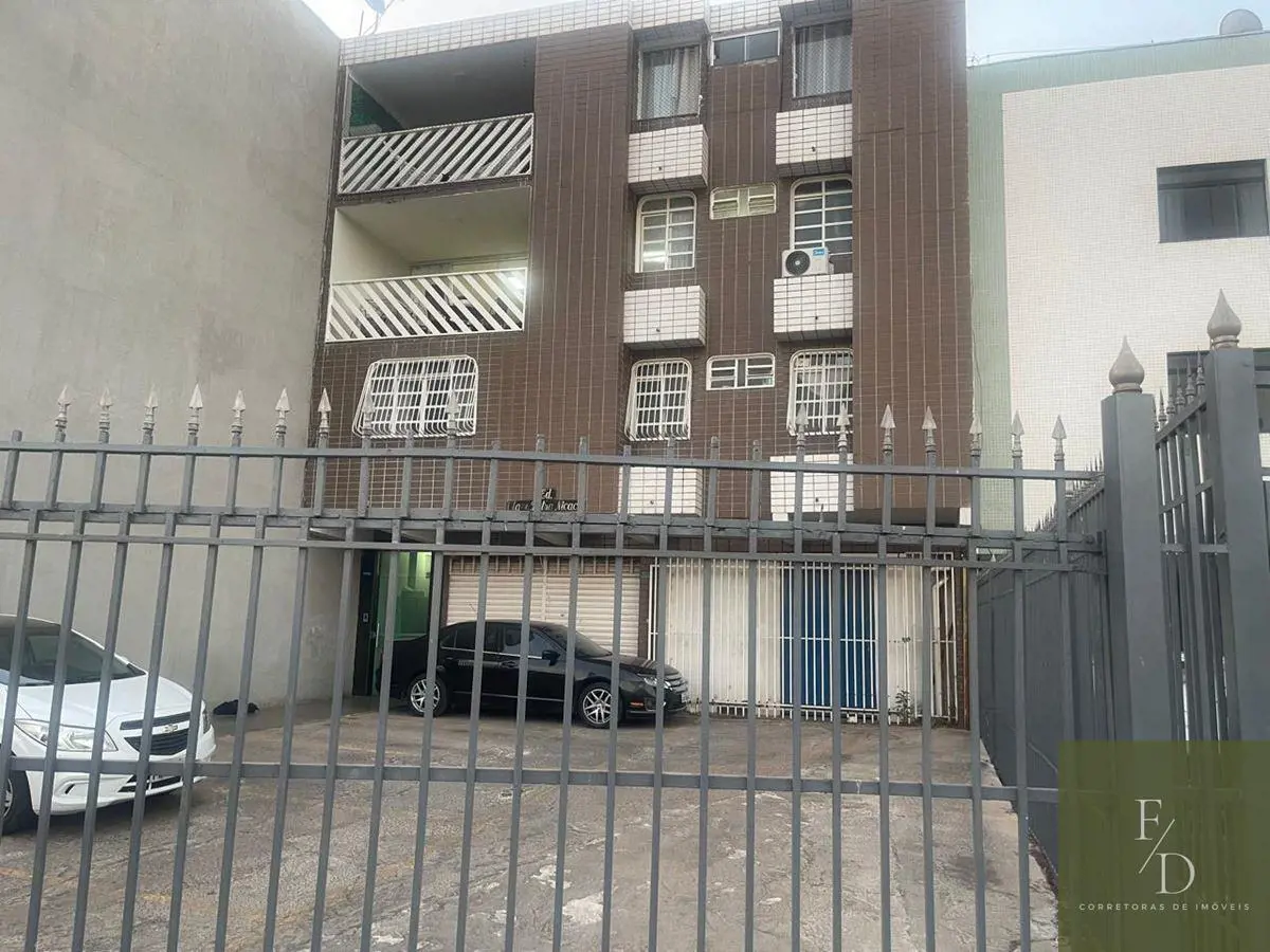 Raridade !Apartamento de aproximadamente 120m² , prédio totalmente residencial ,...