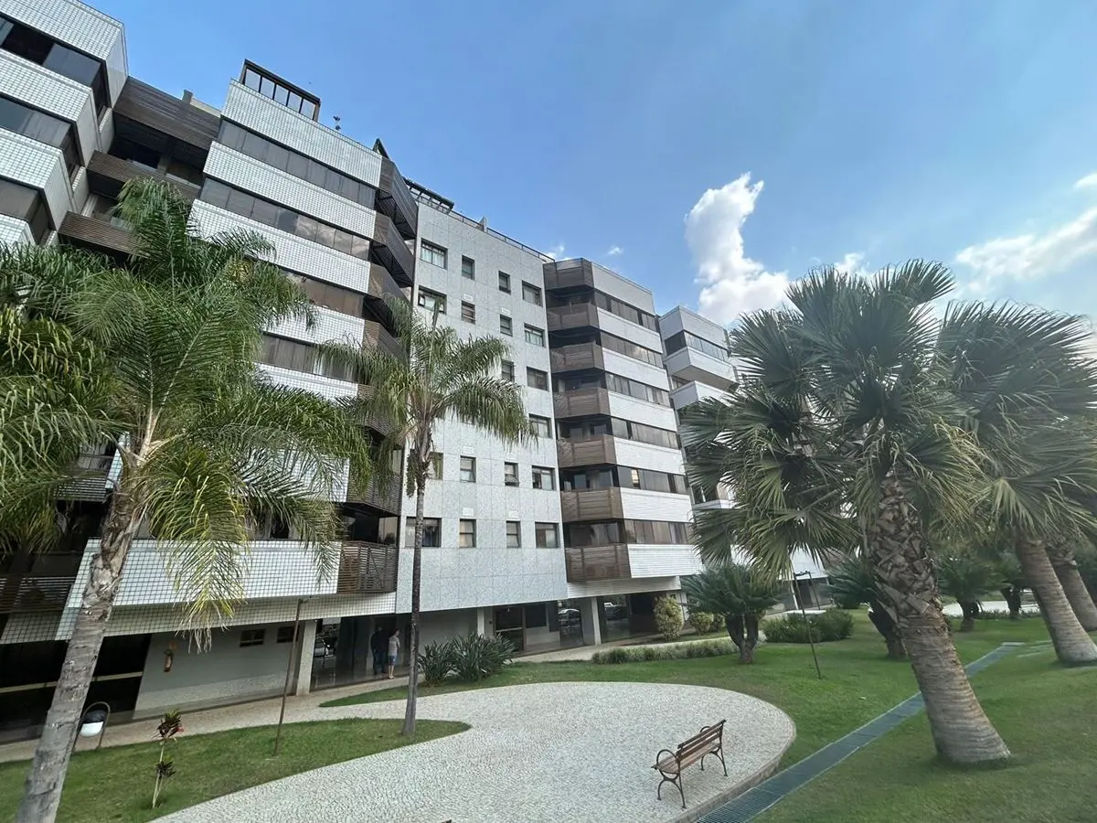 LORENZATTO VENDE Ótimo Apartamento cobertura na Sqsw 305 4 qts sendo 2 suítes 5 ...