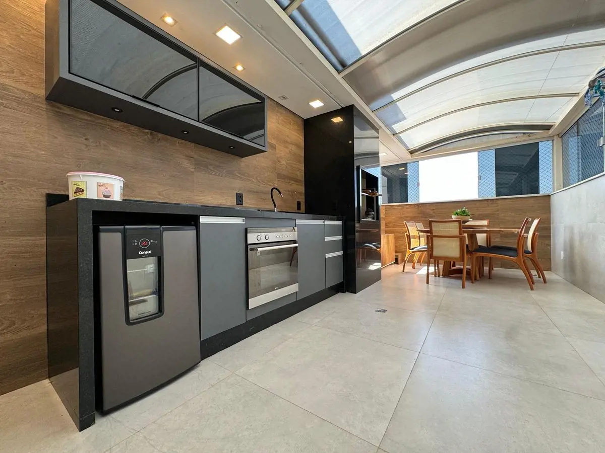 DUPLEX - TOP LIFE LONG BEACHExcelente duplex localizado no Condomínio do Residen...